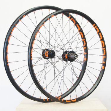 Show details for KASTAR Enduro KID  27,5 / 26 " orange Picture of KASTAR Enduro KID  27,5 / 26 " orange