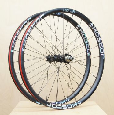 Zobrazit detail produktu - KASTAR KID 26 carbon Obrázek KASTAR KID 26 carbon