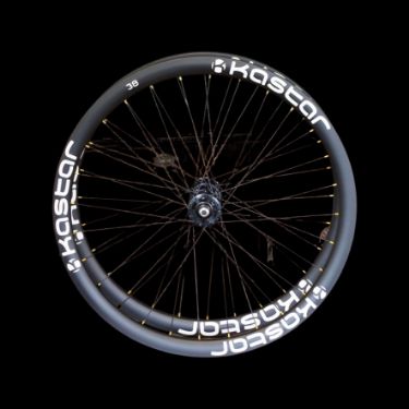 Zobrazit detail produktu - KASTAR  T38 carbon / 28děr pár Obrázek KASTAR  T38 carbon / 28děr pár